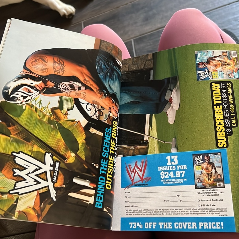 WWE Magazine Featuring Jeff Hardy 2009 - Picture 4 of 4